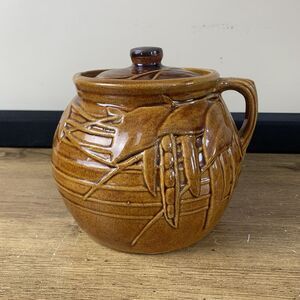 McCoy Bean Pot/Cookie Jar Pottery Brown Glaze w/Lid Pea Pod Vtg Farmhouse